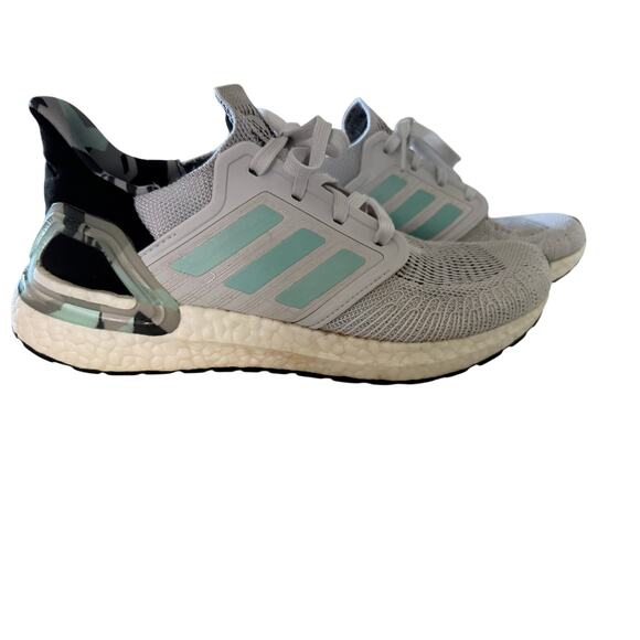 Adidas Women's Sz 7 Ultraboost 20 Primeblue Running Shoe FV8323 Dash Grey Mint - Picture 1 of 7